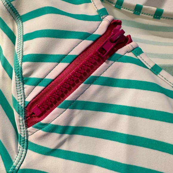 Cabana life 50+UPF sun protection - Picture 2 of 3